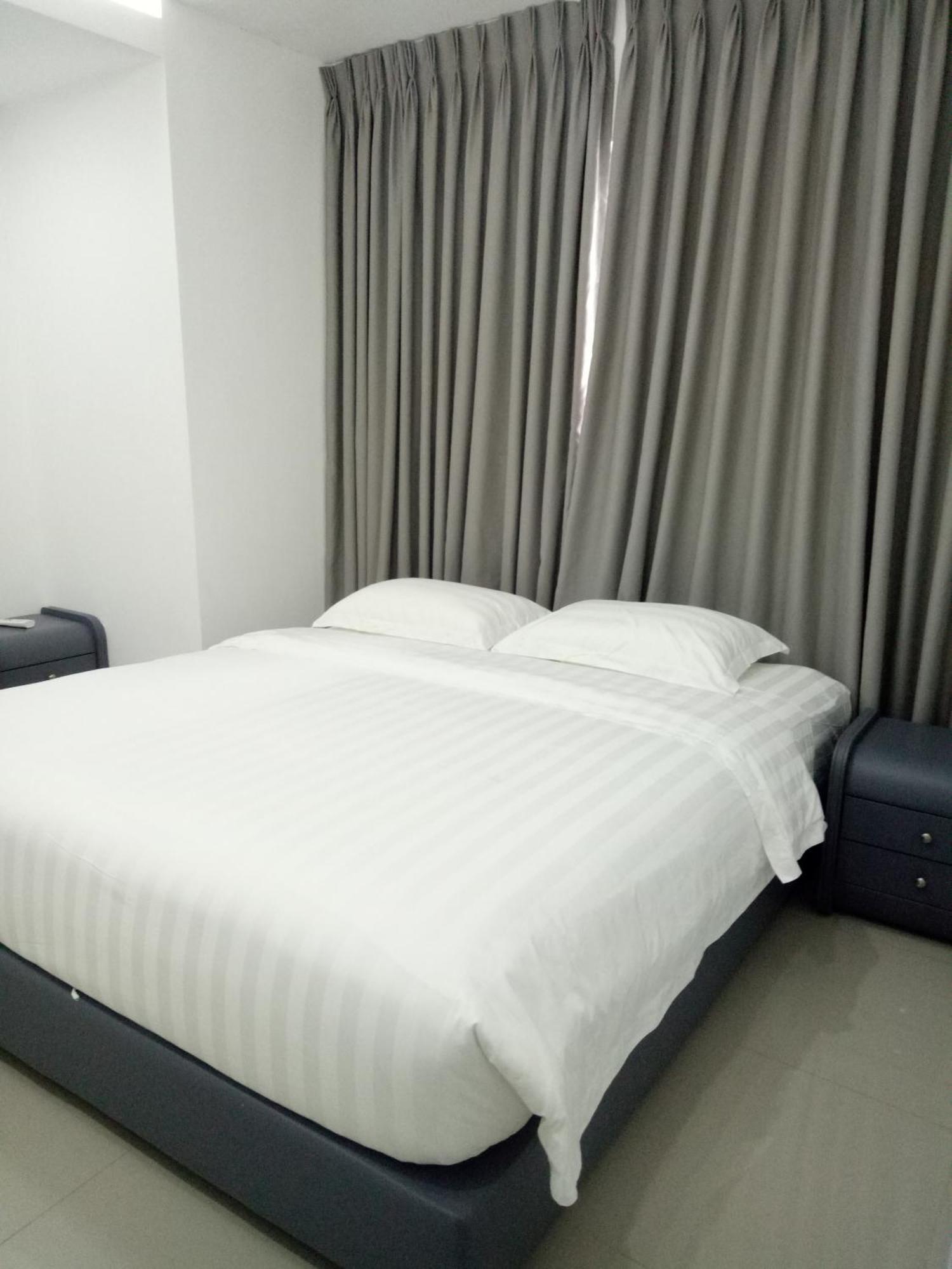 Chequers Suites Subic Bay Olongapo Exteriér fotografie