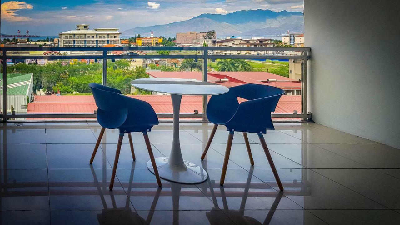 Chequers Suites Subic Bay Olongapo Exteriér fotografie
